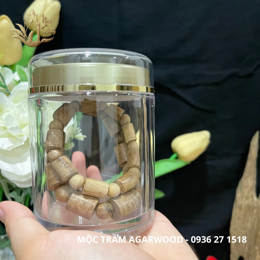 Premium Clear Acrylic Jar – Storage &amp; Display Container for Agarwood Bracelets, Saffron &amp; Feng Shui Jewelry (3×10cm)